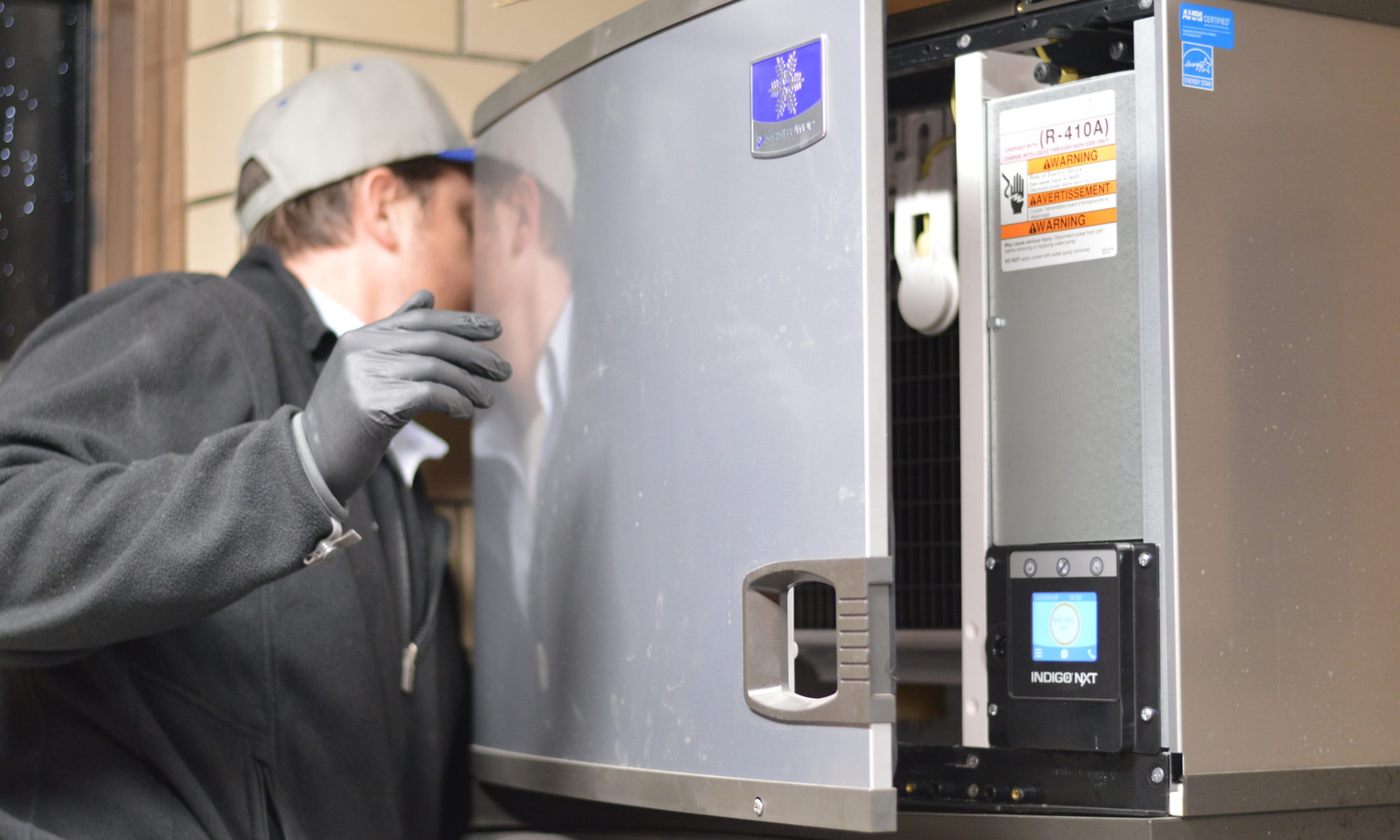 ice-machine-cleaning-repair-service-in-Kansas-City